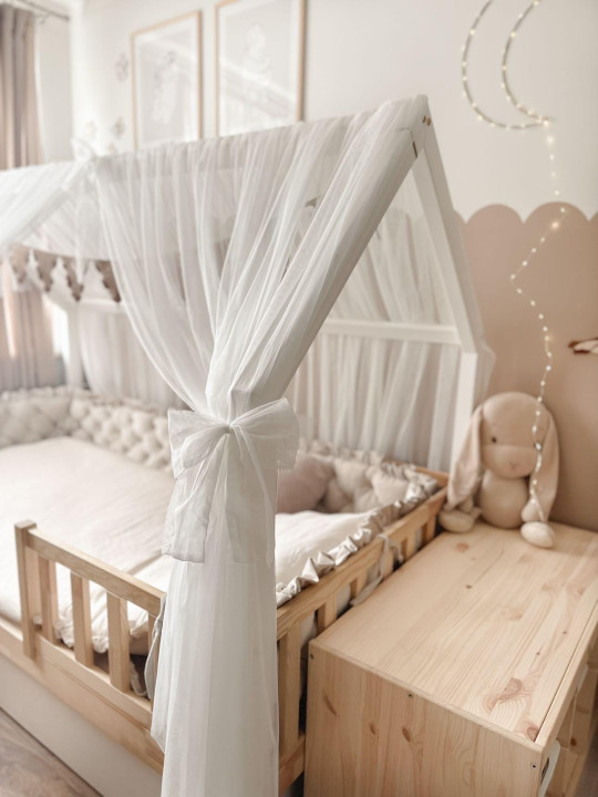 ciel de lit cabane blanc