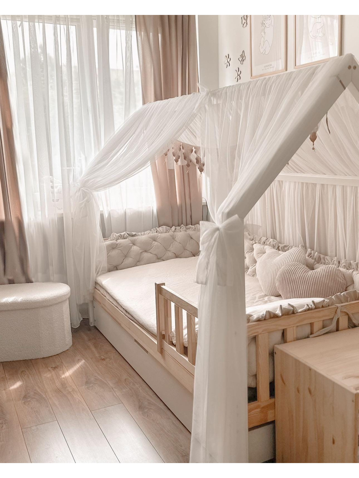 ciel de lit cabane blanc